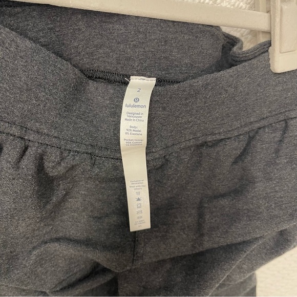NWOT Lululemon Twisted & Tucked Pant 25" - Picture 5 of 9